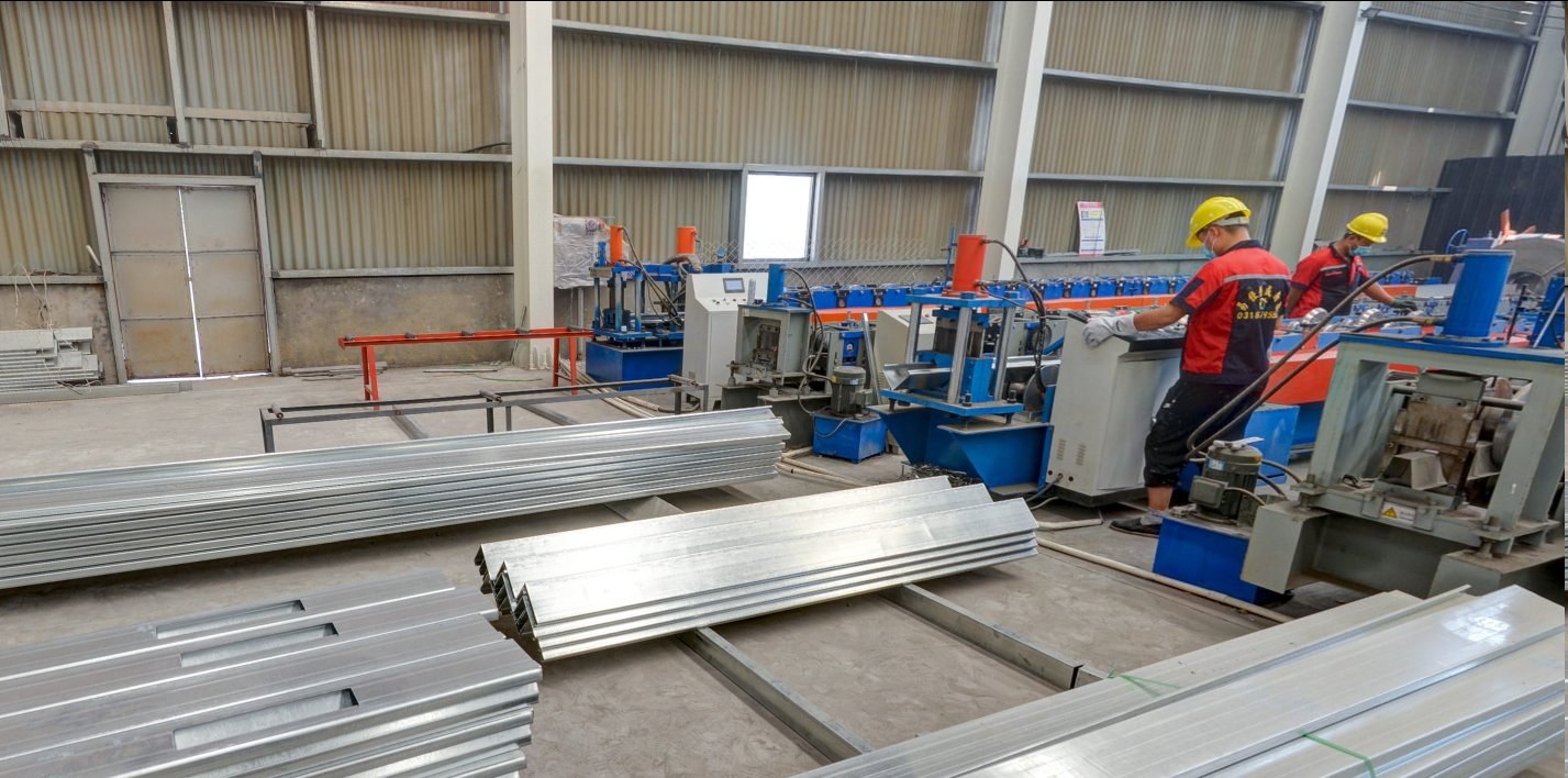 Steel roll forming line